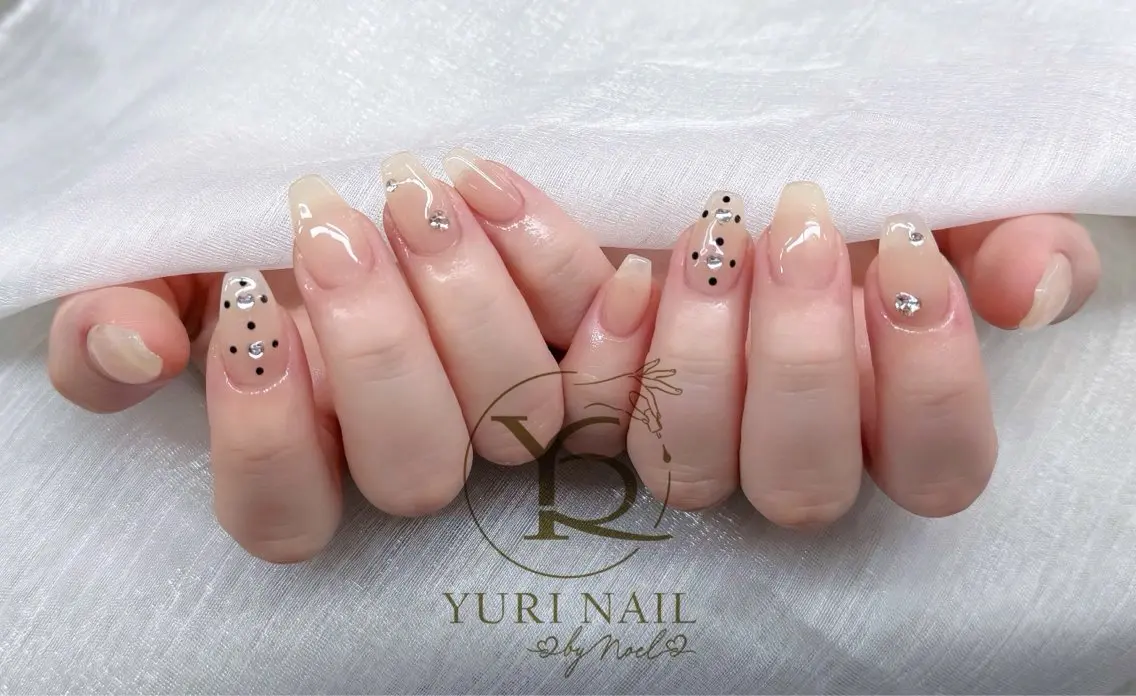 ネイル チークネイル フットネイル フレンチネイル 韓国ネイル 水色 ハンドネイル フットネイル ハンドケア YURI Nail NARITAのネイルデザイン