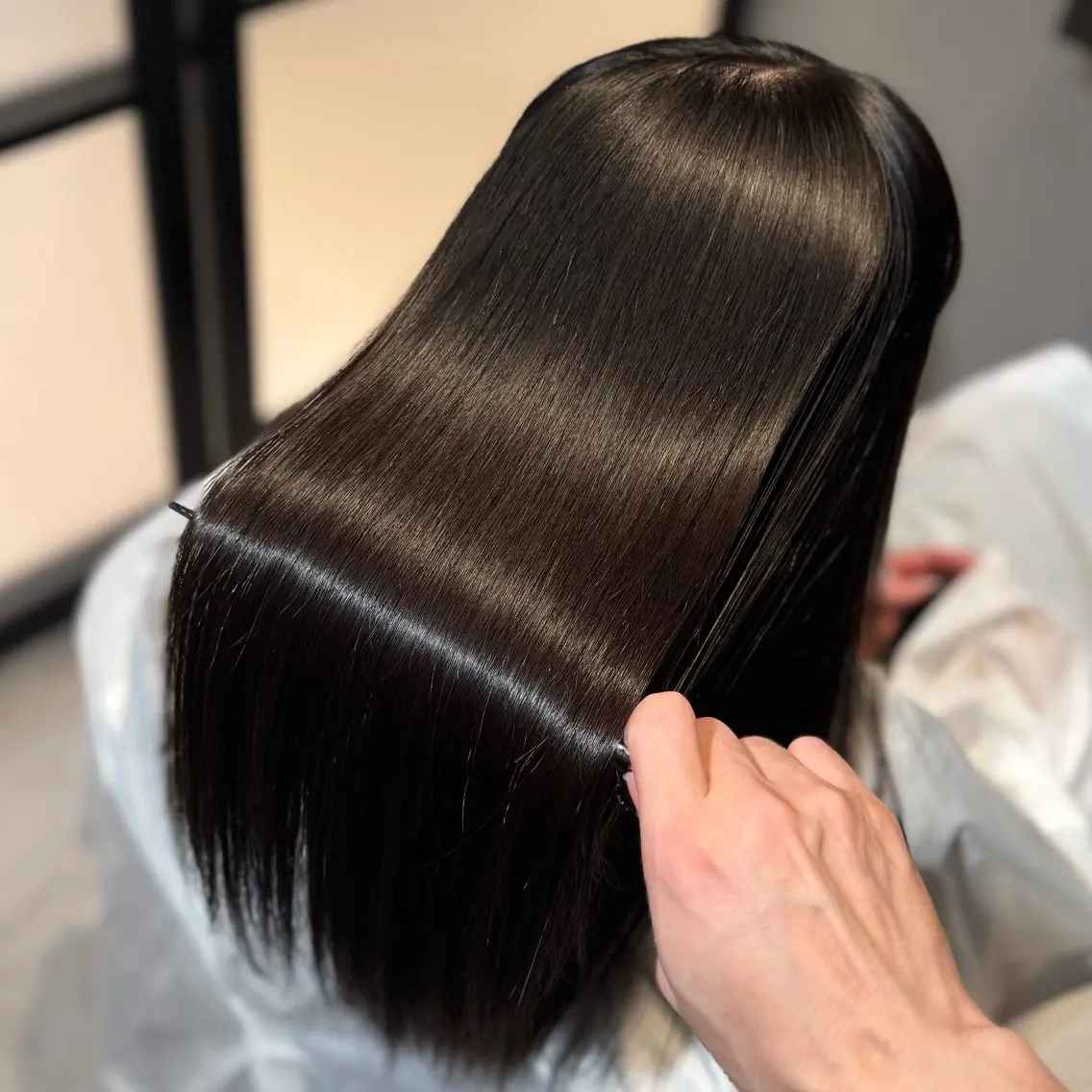 ロング パーマ 髪質改善 韓国風ヘア 縮毛矯正 トリートメント ヘアカラー トリートメント 髪質改善Ⅰ透明感 艶カラーⅠたつやのヘアスタイル
