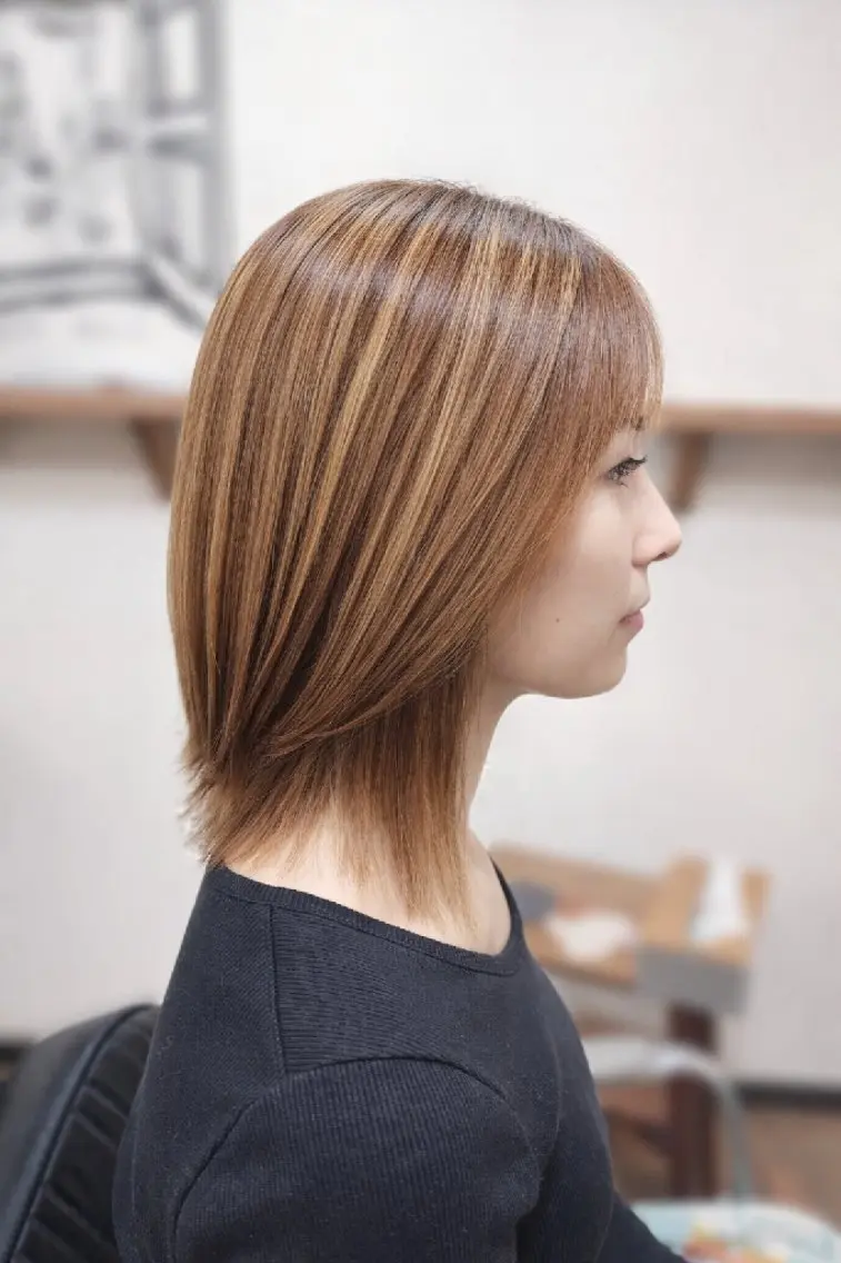 ミディアム カット 縮毛矯正 柏 康孝のヘアスタイル