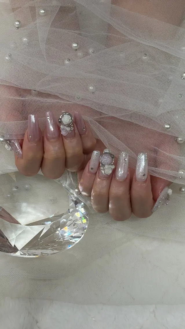 ネイル ハンドネイル ベスティオーラ aineのネイルデザイン