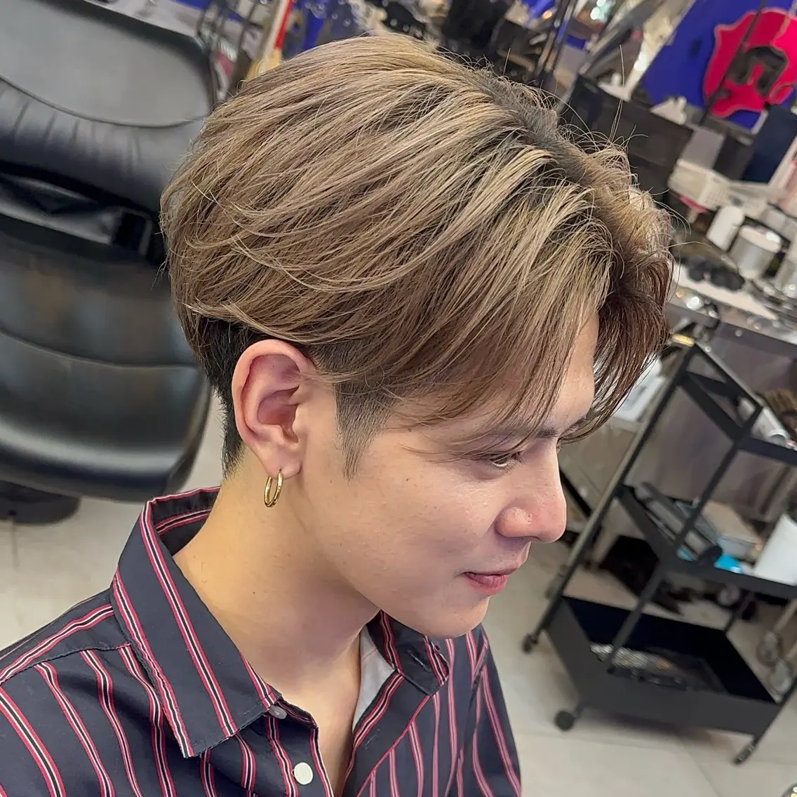 カラー メンズ メンズバレイヤージュ メンズハイライト バレイヤージュ ハイライトカラー カット ヘアカラー メンズパーマの達人 KAITOのヘアスタイル