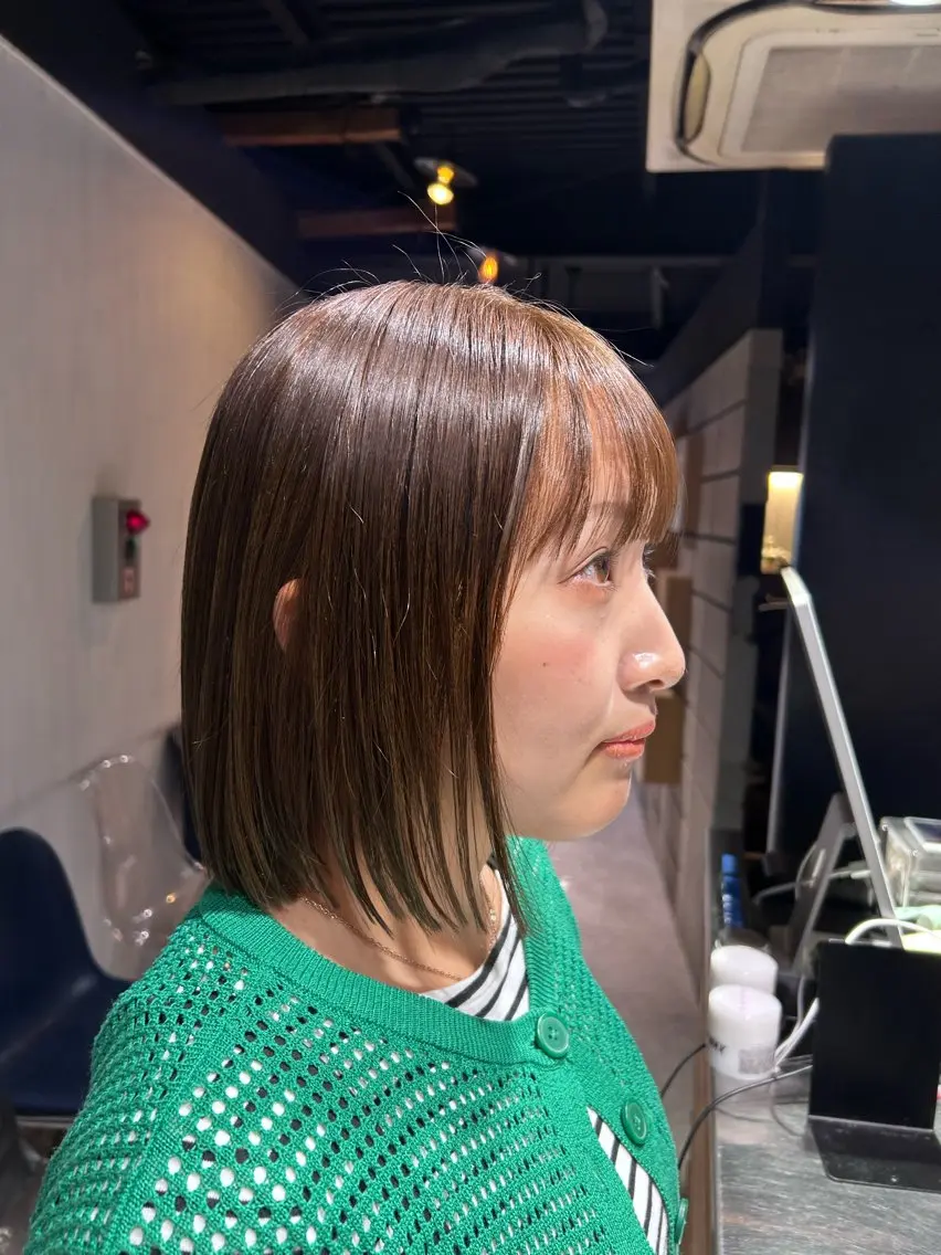 ミディアム レイヤーStyle 🪽菜々実のヘアスタイル
