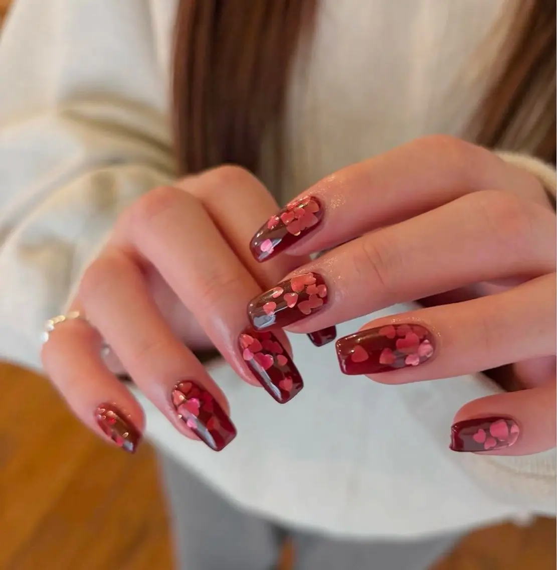 ネイル グラデーション キラキラネイル ワンカラーネイル 冬ネイル Jenn Nail Salonのネイルデザイン