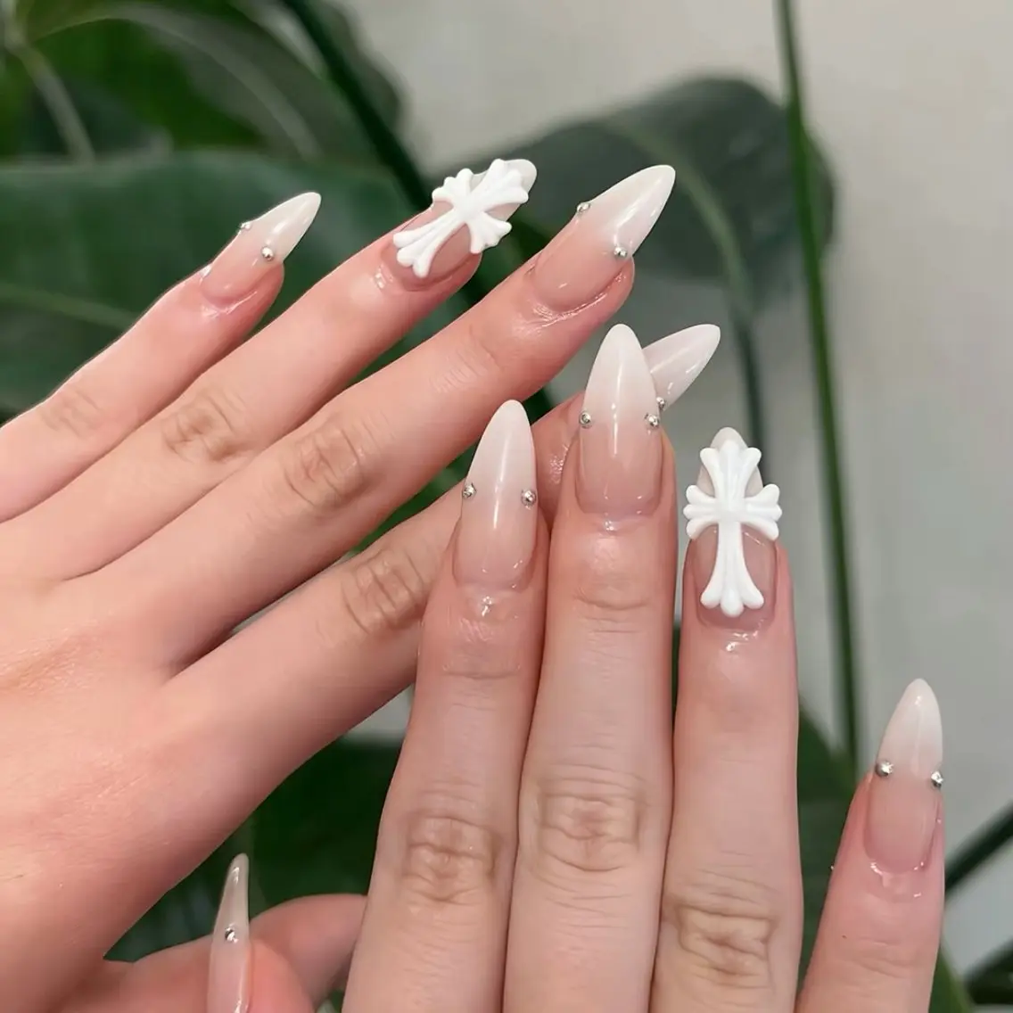 ネイル ハンドネイル Luna Gladeのネイルデザイン