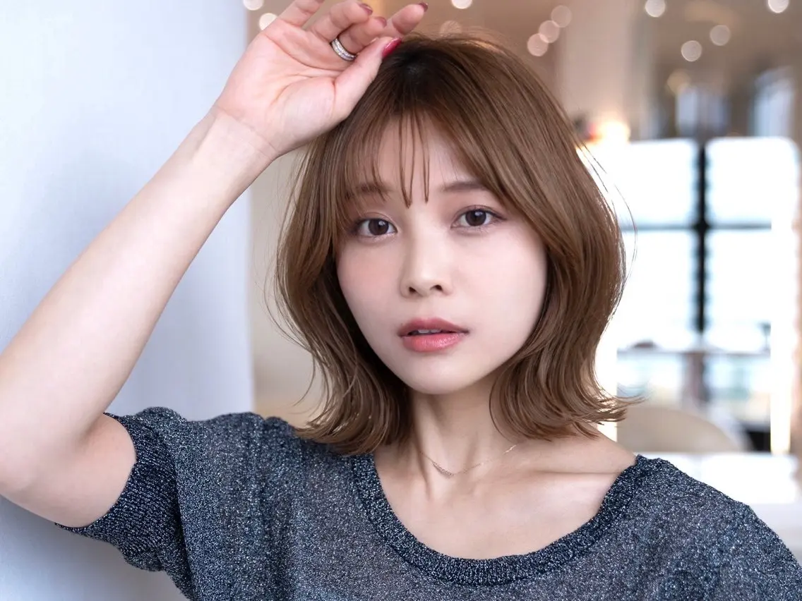ミディアム カラー 【渋谷】ボブ・ レイヤーボブ特化✂︎のヘアスタイル
