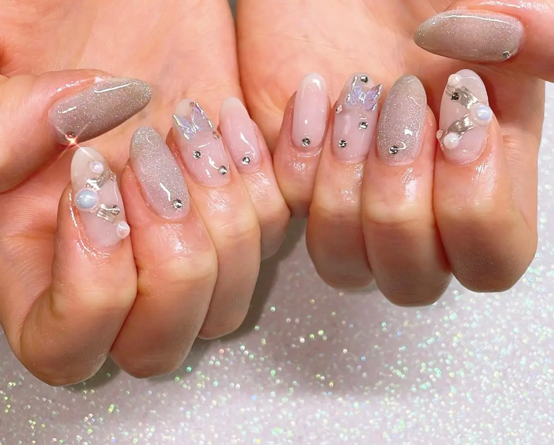 ネイル ハンドネイル VIERU 🌈🎀💖のネイルデザイン