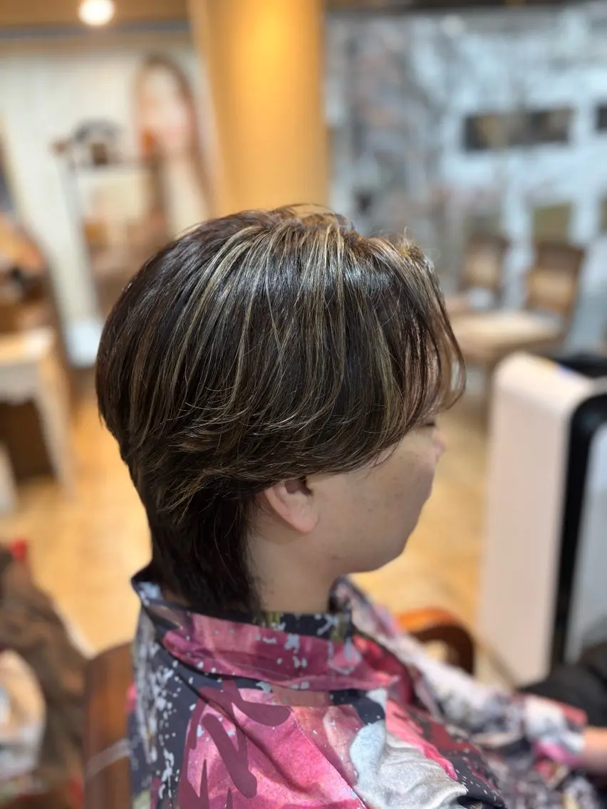 ミディアム カラー メンズ メンズハイライト ハイライトカラー ハイライト カット ヘアカラー 💥桜木町メンズ専門 💥ルキのヘアスタイル