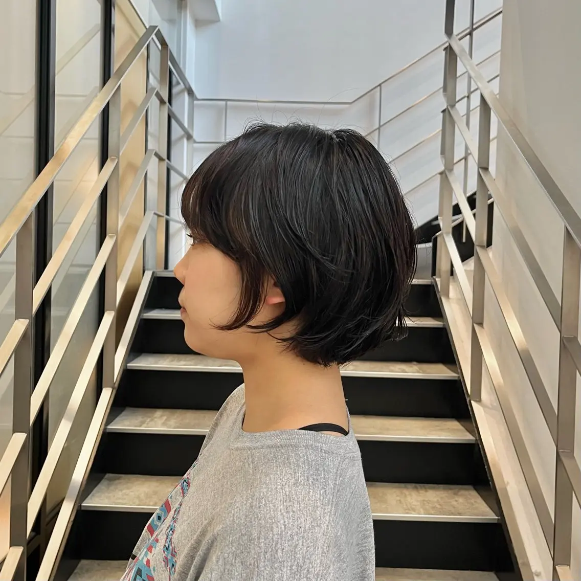 ミディアム カラー パーマ カット ヘアカラー ボブ/レイヤー/ ハッシュカット/河内のヘアスタイル