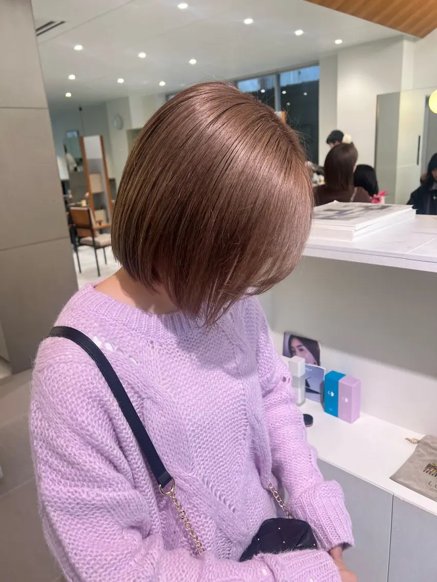 ショート カット ヘアカラー トリートメント 柔らかいカラー🎀 rinaのヘアスタイル