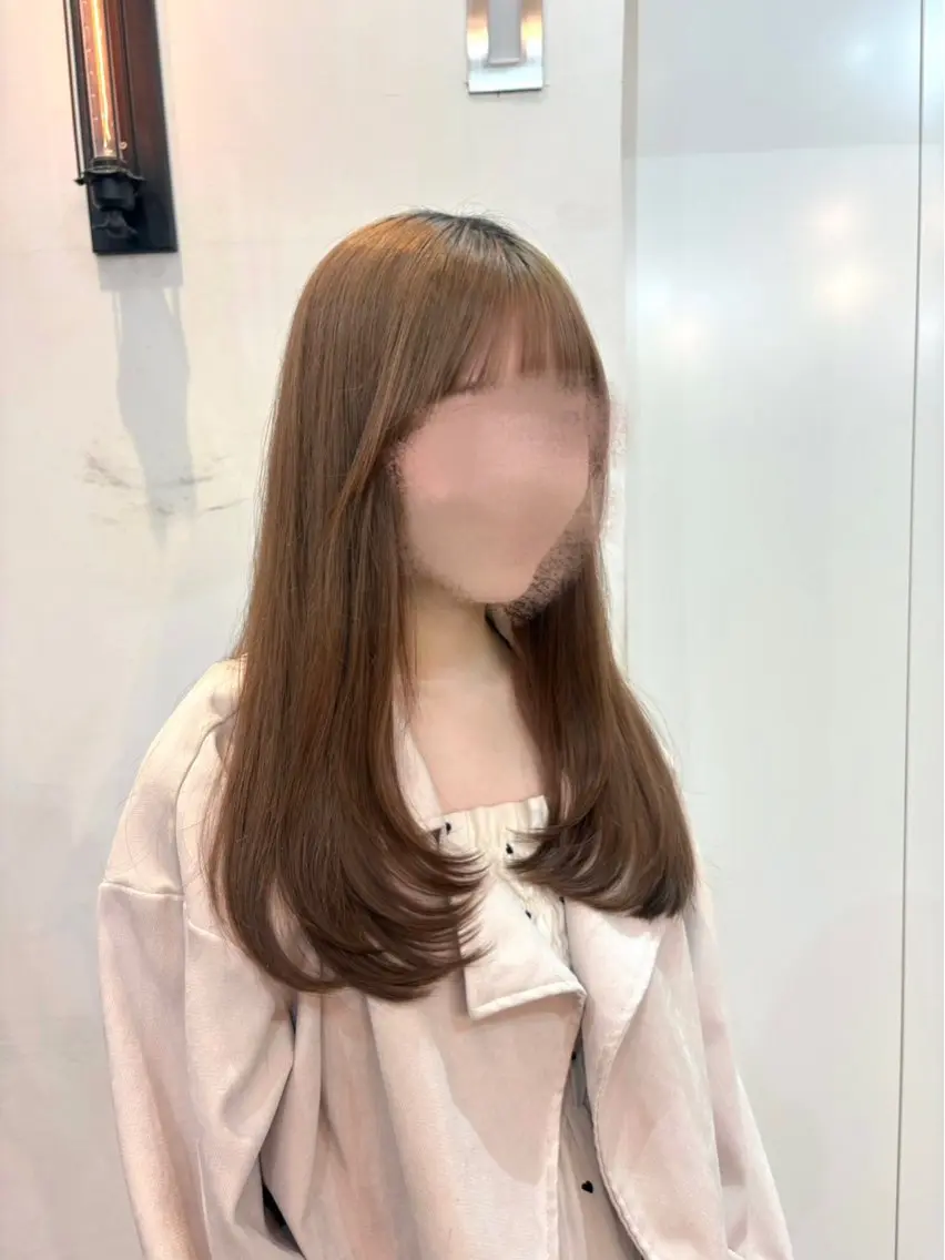 ロング レイヤーカット ロング カット/ハイトーン まなみ🤍のヘアスタイル
