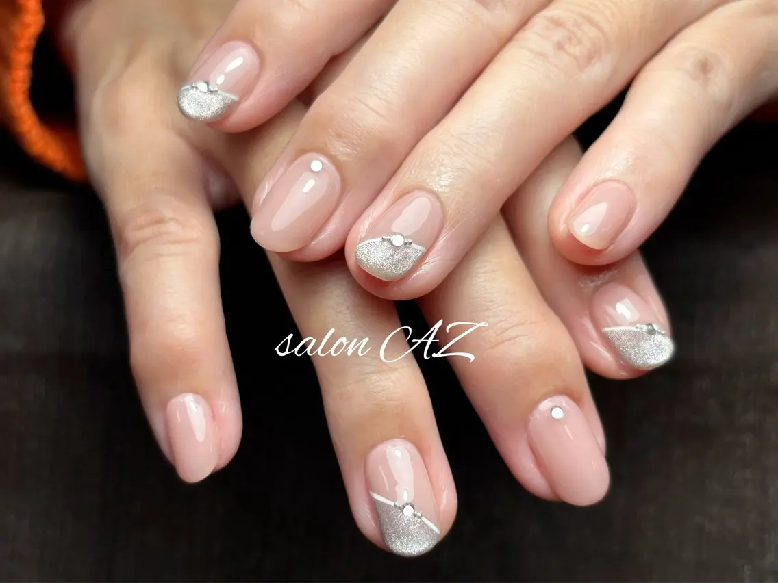 ネイル アートネイル 長さ出し フットネイル フレンチネイル ジェルネイル ハンドネイル salon AZのネイルデザイン