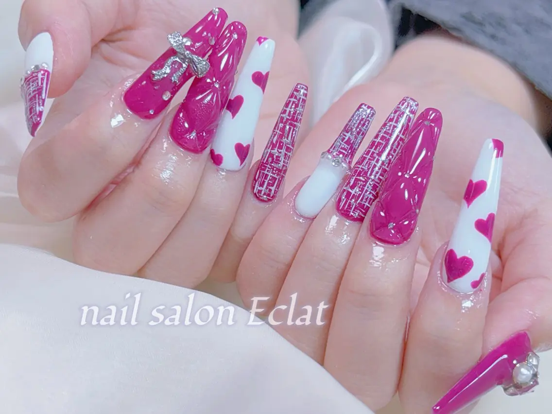 🎀 🎀【アクリルスカルプ10本】 ☆超人気☆高級パーツ付け放題コースの写真
