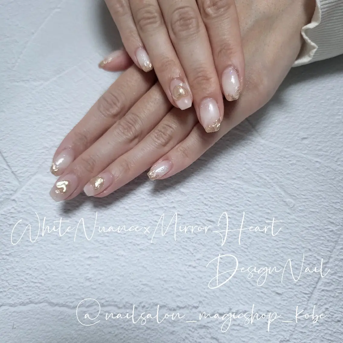 ネイル ジェルネイル ゴールド ハート ミラーネイル ニュアンスネイル ハンドネイル Nailsalon MagicShopのネイルデザイン