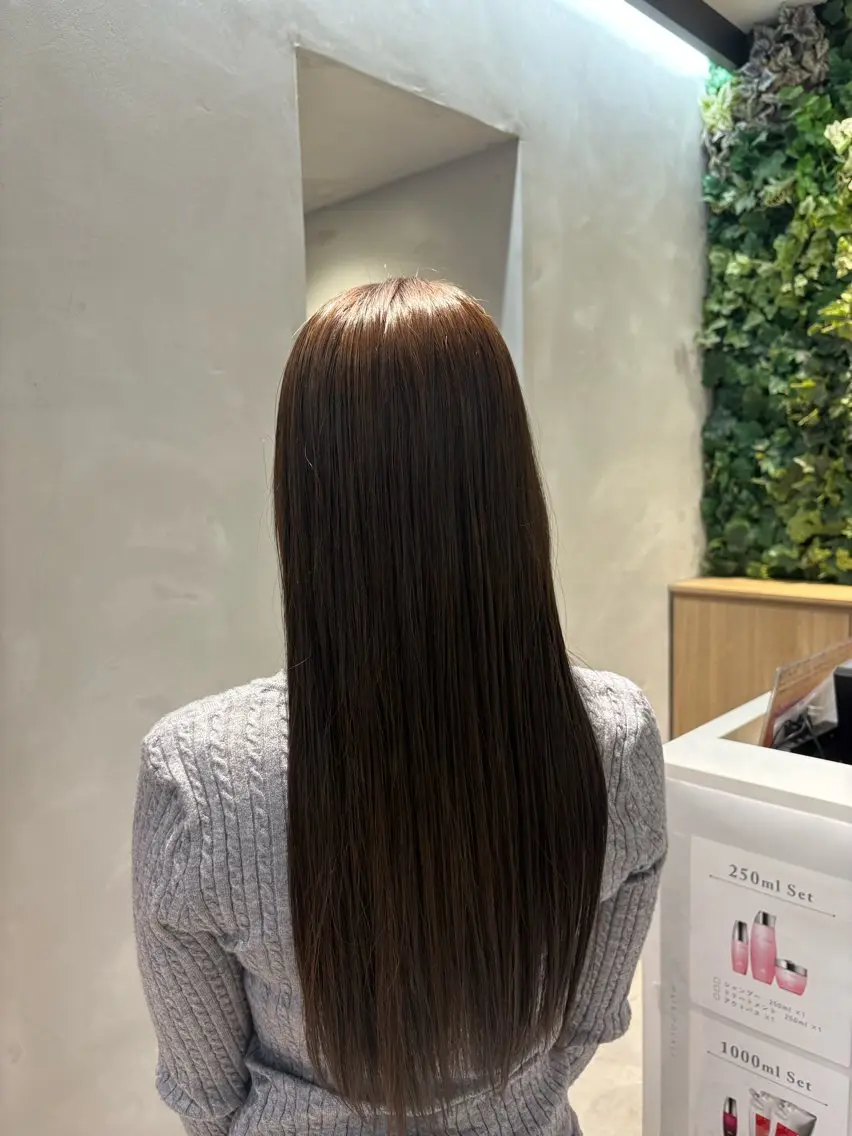 カラー 山本 真優のヘアスタイル