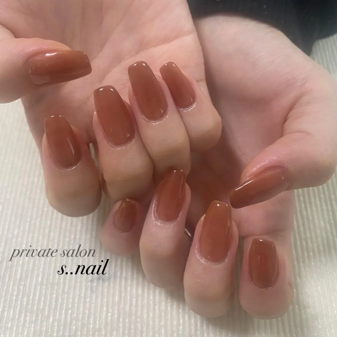 ネイル アニマル柄 ブラウン 赤色 s..nail / MORITAのネイルデザイン