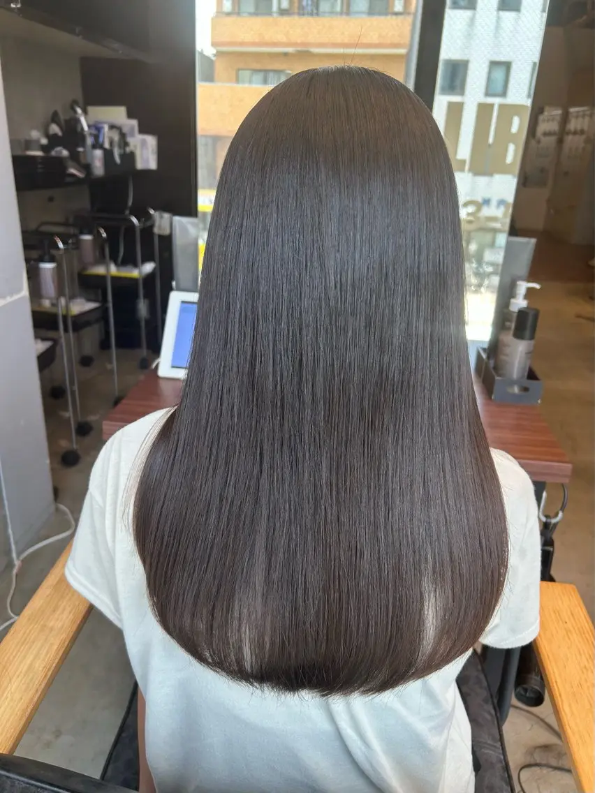 ロング 小石川 沙和奈のヘアスタイル