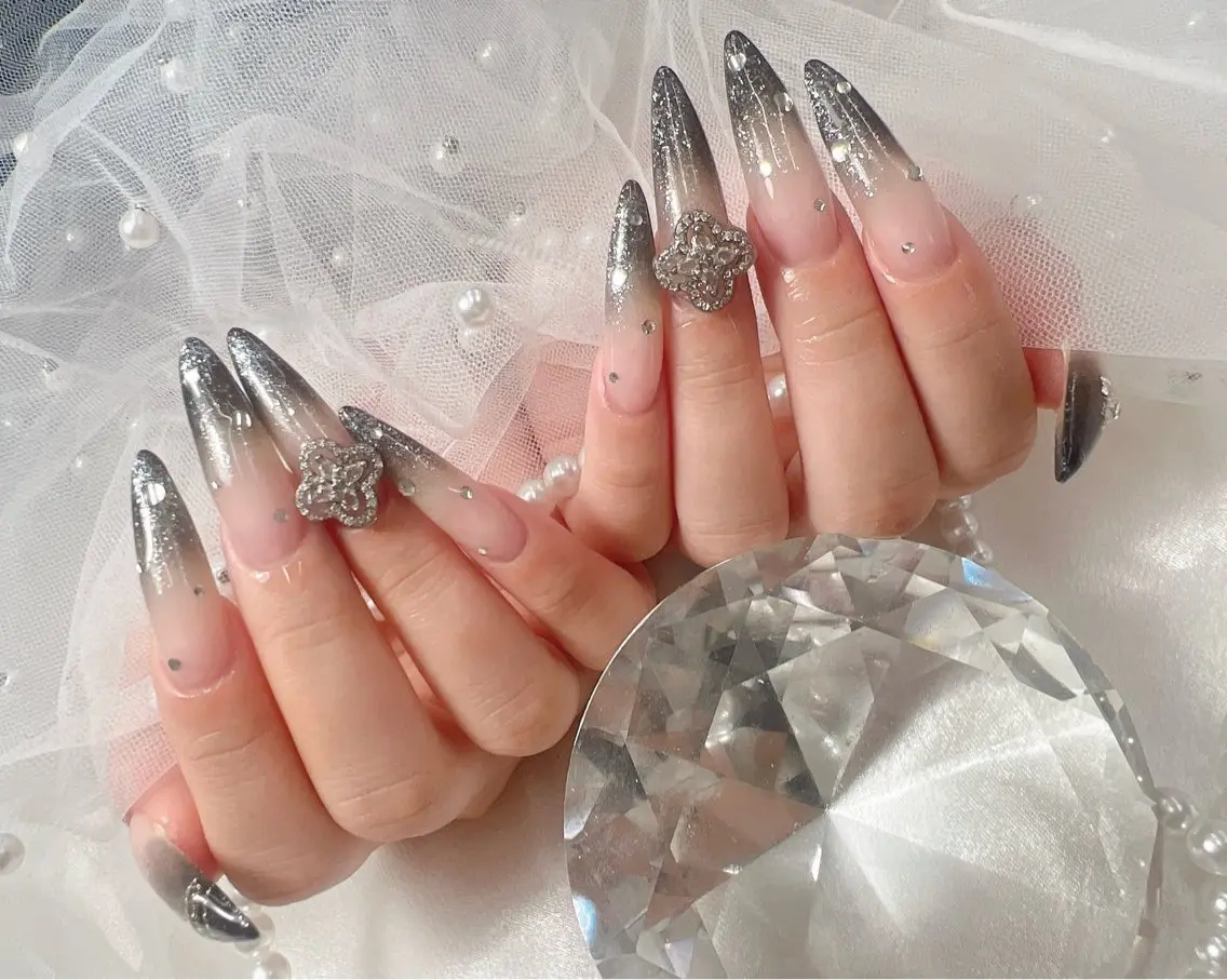 ネイル グラデーション ハンドネイル bijou nails 蓮のネイルデザイン