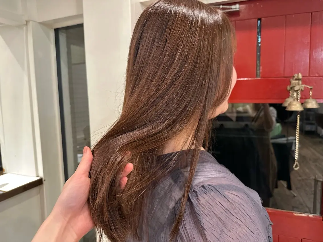 ロング カラー ヘアカラー ウエカワ ハルのヘアスタイル