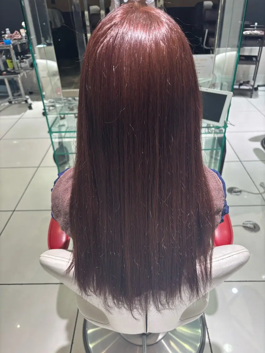 ロング カラー ヘアカラー 新開 羽音のヘアスタイル