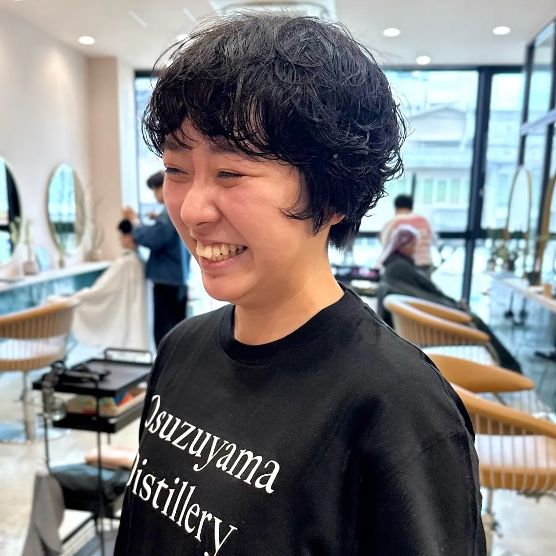 ショート カット パーマ 艶ブリーチカラー✨ ボブレイヤーSakiのヘアスタイル