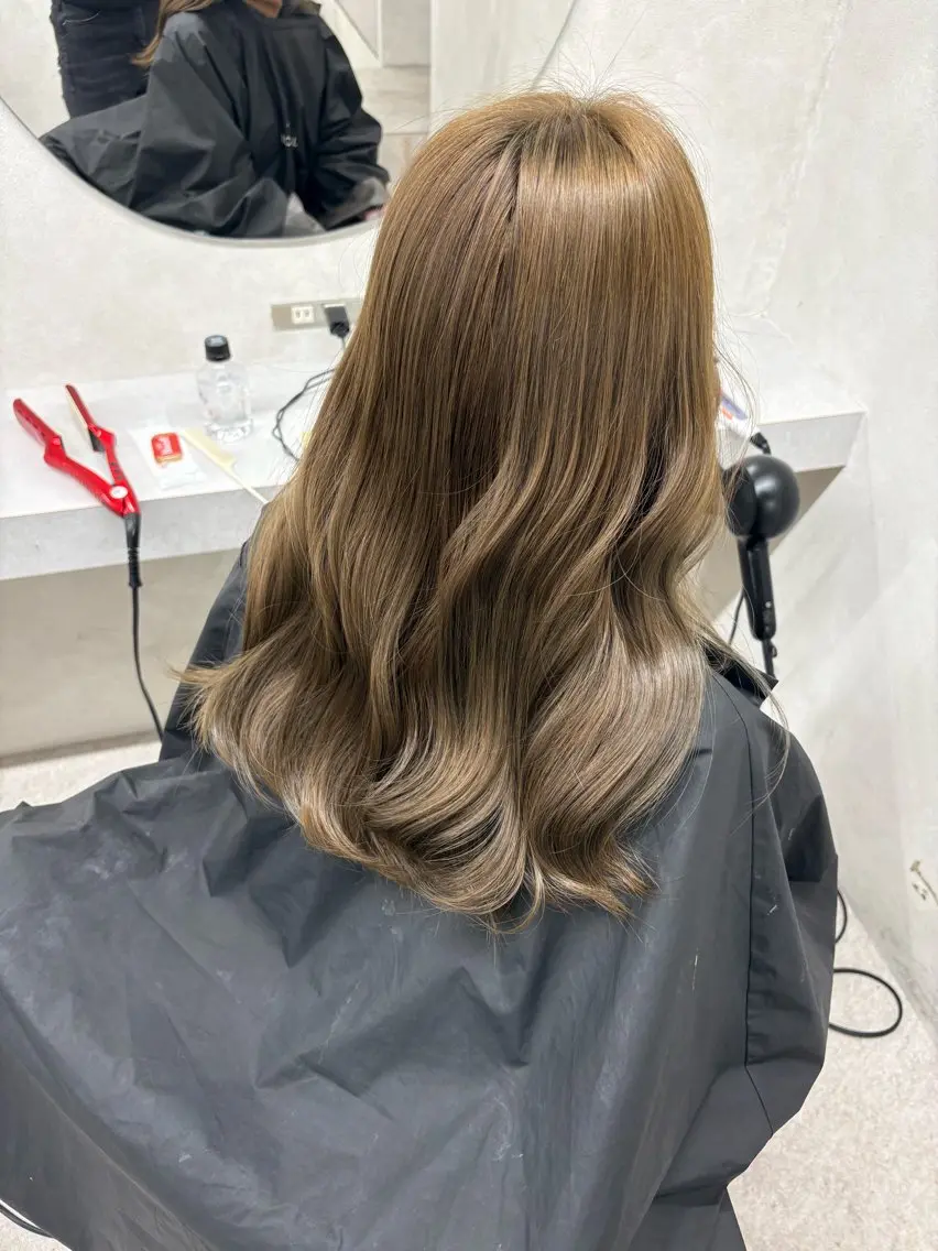 カラー ベージュカラー ブリーチ ダブルカラー ブリーチなしカラー オリーブベージュ RIO/ チャンモリパーマ💞のヘアスタイル