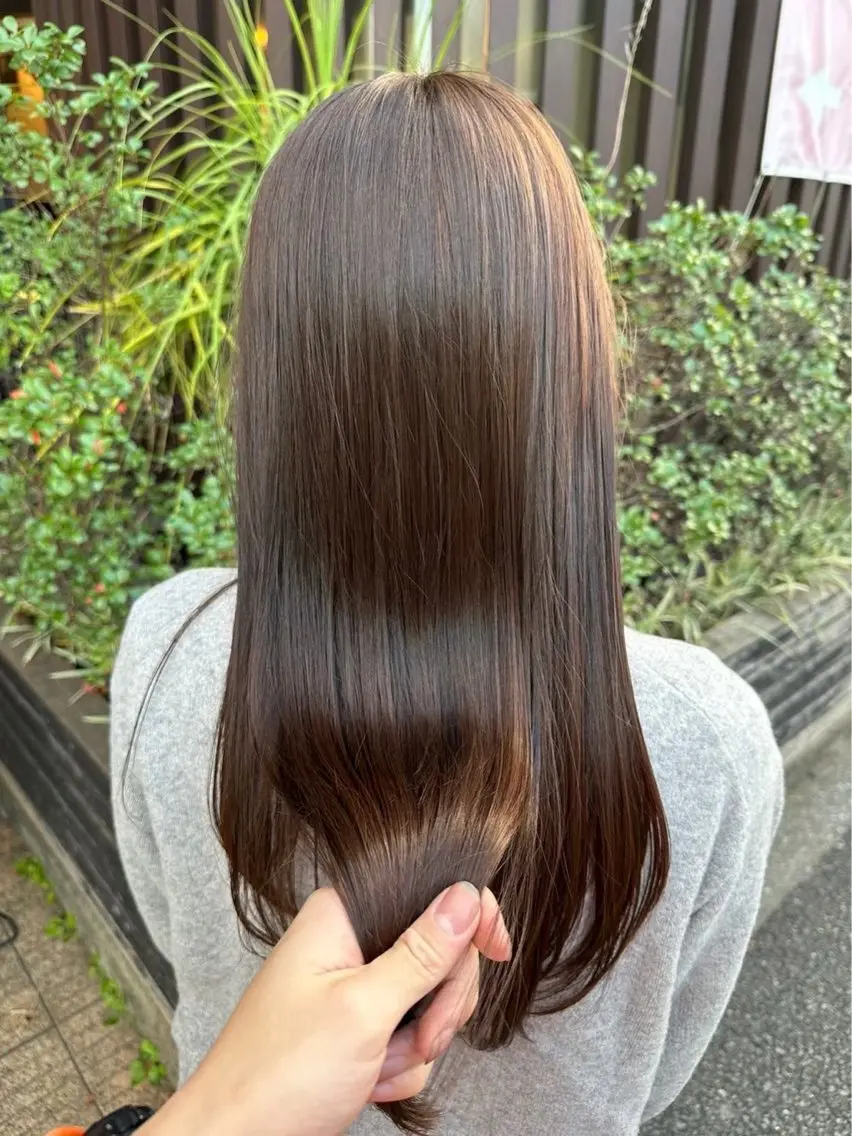 ロング カラー 宮下 藍李のヘアスタイル