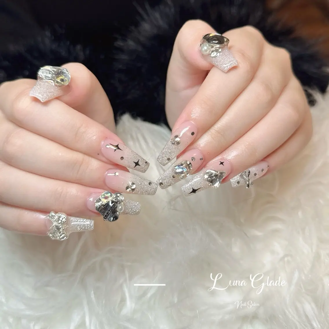 ネイル ハンドネイル Luna Gladeのネイルデザイン