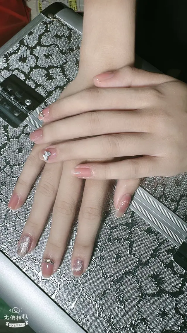 ネイル ハンドネイル HANA NAILのネイルデザイン