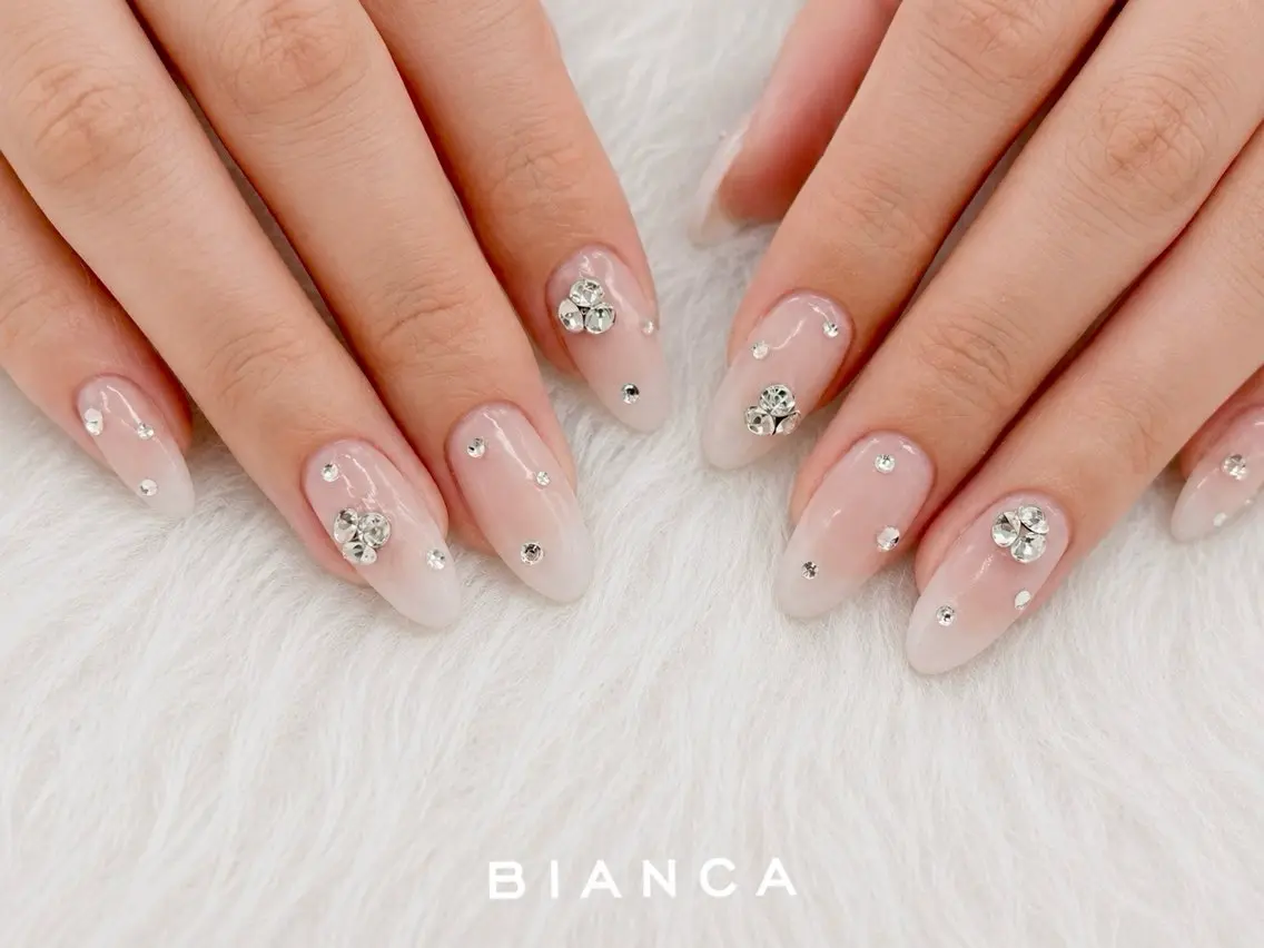 ネイル ワンホンネイル ハンドネイル Bianca大宮店 上野のネイルデザイン