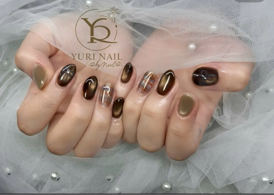 ネイル チークネイル フットネイル グラデーション 韓国ネイル 持ち込み ハンドネイル フットネイル ハンドケア YURI Nail NARITAのネイルデザイン