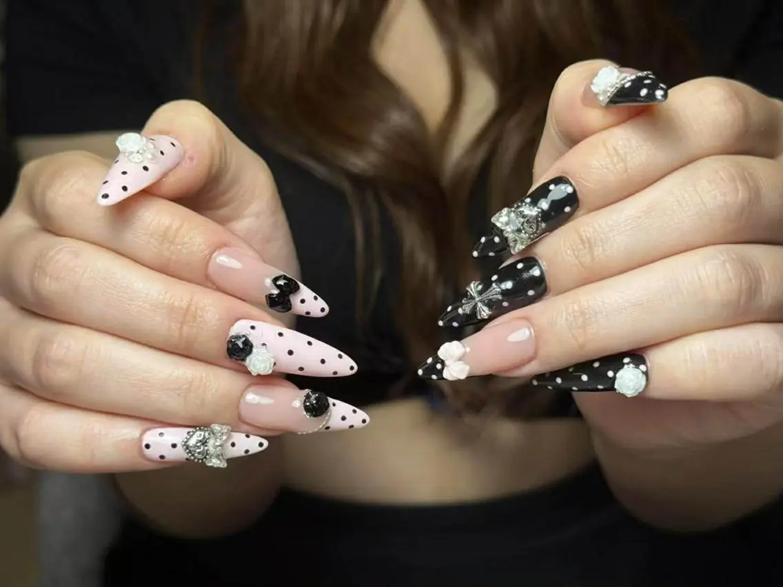ネイル ハンドネイル RiRi Belle Nail池袋のネイルデザイン