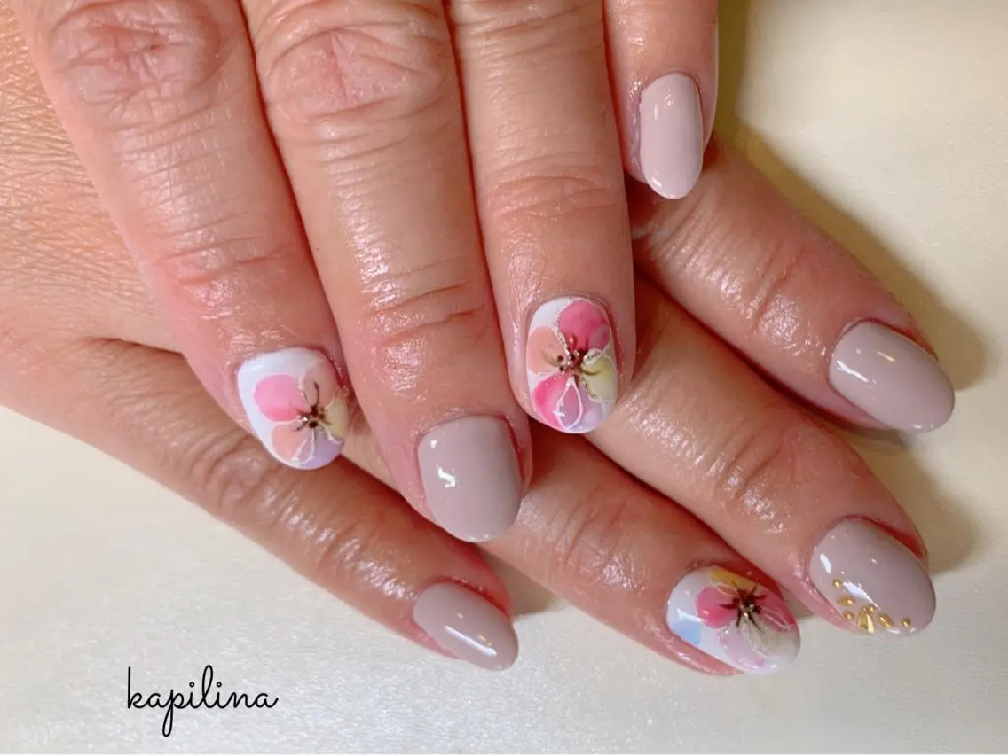 ミディアム kapilina salonの眉毛・アイブロウイメージ