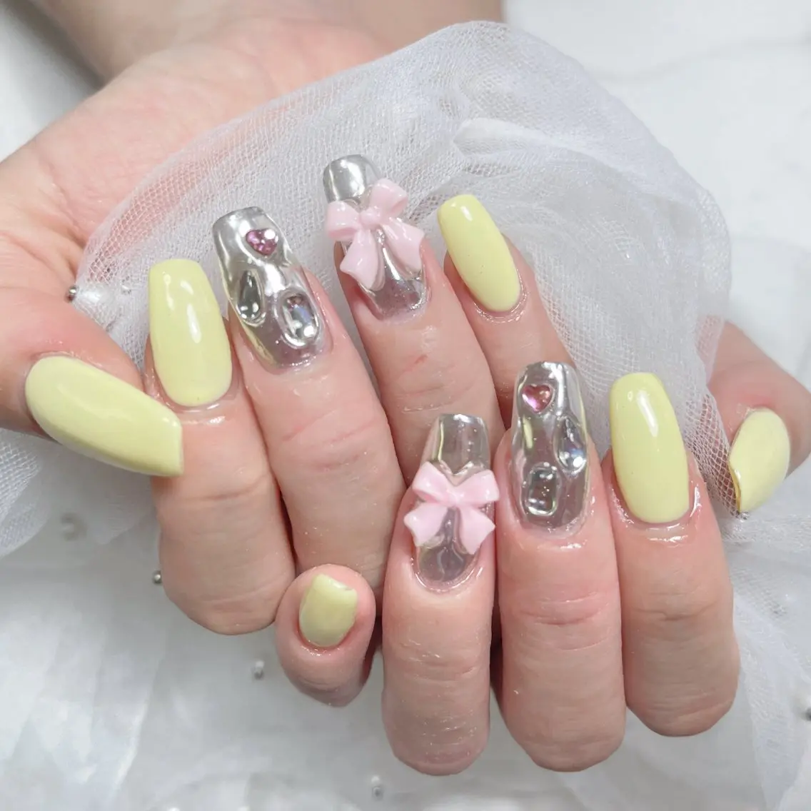 ネイル ハンドネイル 🎀ネイルサロン エクラYUI🎀のネイルデザイン