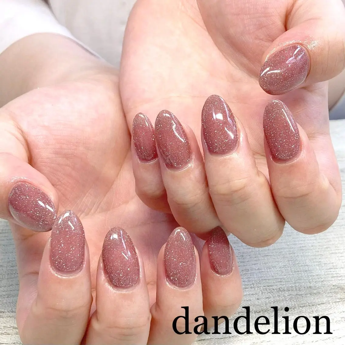ネイル ハンドネイル ハンドケア dandelion ダンデライオンのネイルデザイン