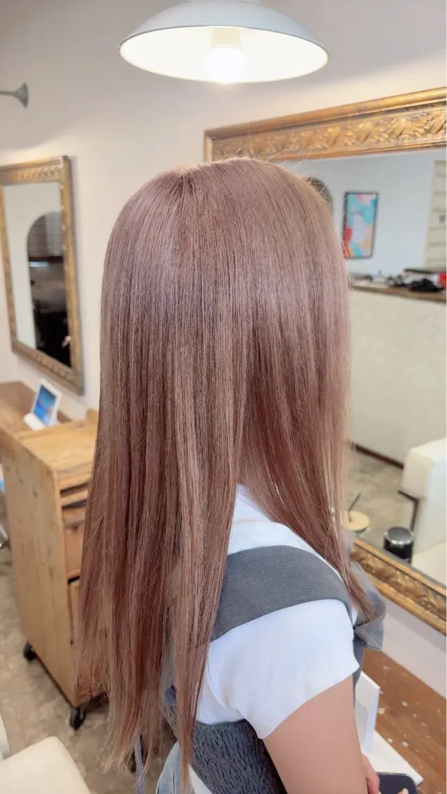 カラー 🌺MANA🌺 艶カラー🥣💕のヘアスタイル