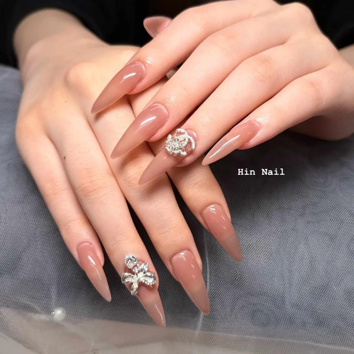 ネイル ハンドネイル HIN NAILのネイルデザイン