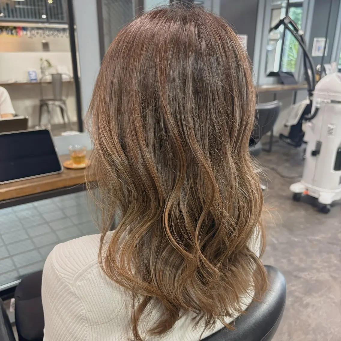 セミロング カラー カット ヘアカラー トリートメント 韓国ヘア/縮毛矯正 /レイヤー🫧ユイカのヘアスタイル