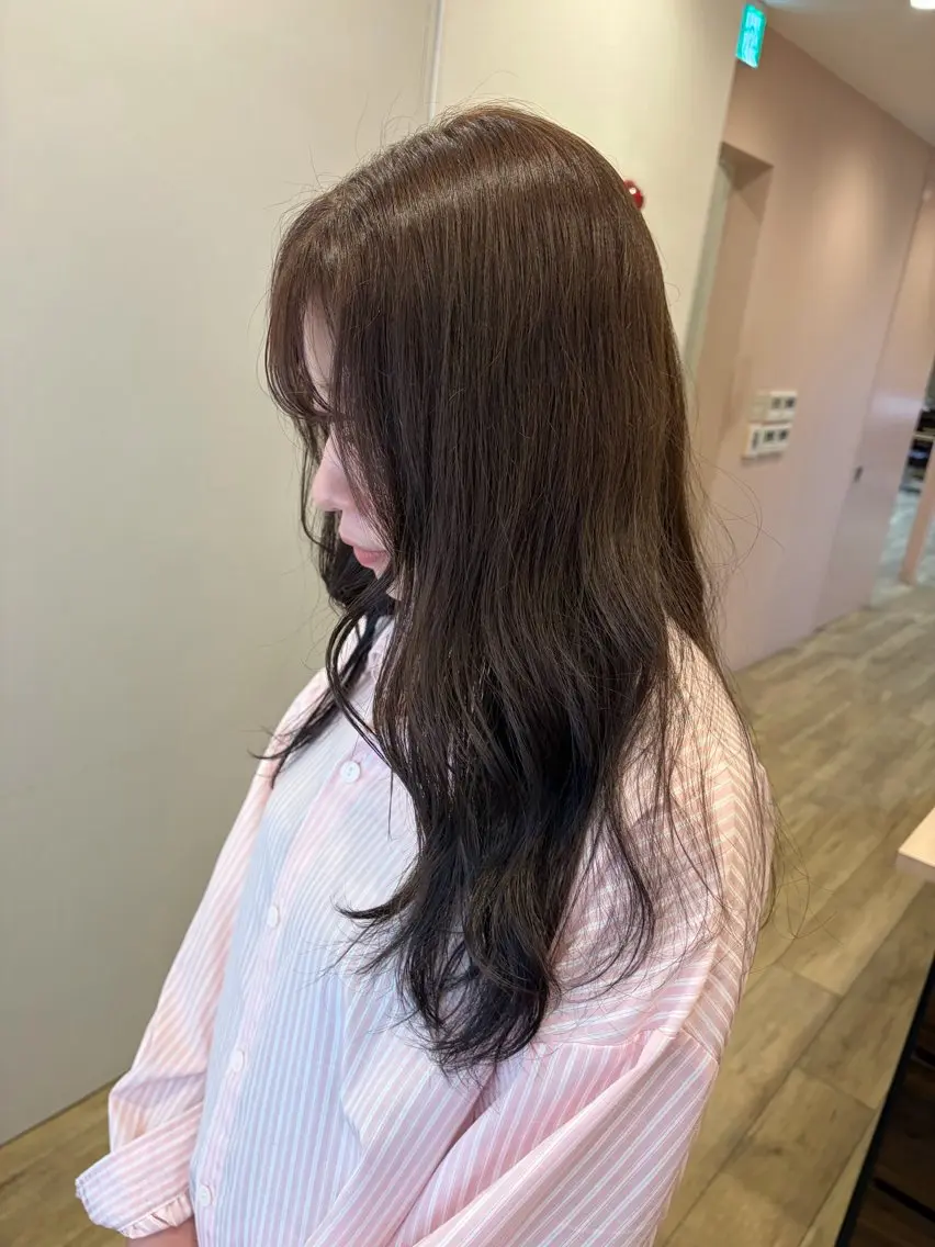 カラー 透明感カラー🪷 𝗬𝘂𝘂𝗻𝗮のヘアスタイル