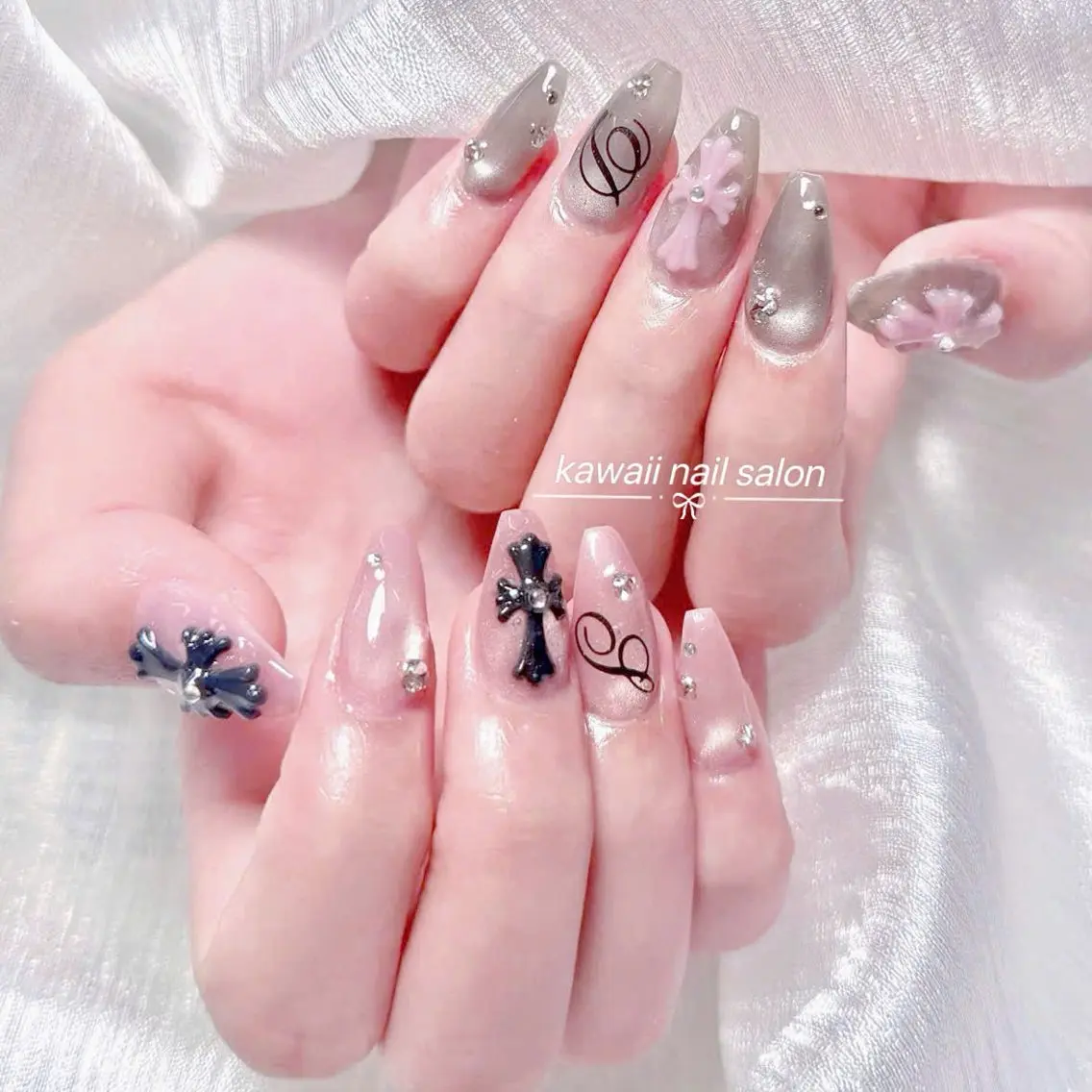 ネイル チークネイル ドット フットネイル フレンチネイル グラデーション Kawaii _Nailのネイルデザイン