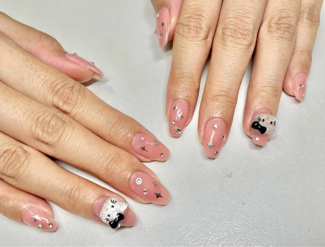 ネイル FILL nail SHIORIのネイルデザイン