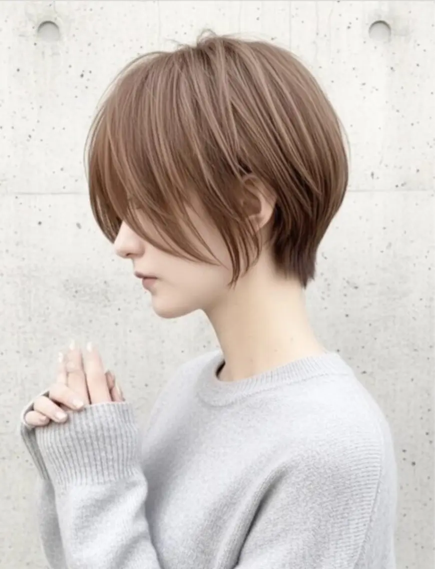 ショート カラー モデル募集🫧 / mei 🍒 ✨のヘアスタイル