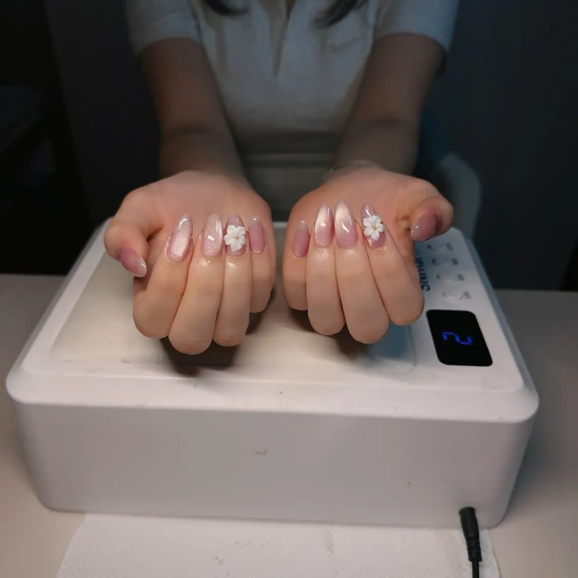 ネイル チークネイル フレンチネイル グラデーション 韓国ネイル マグネットネイル Hana Nailのネイルデザイン