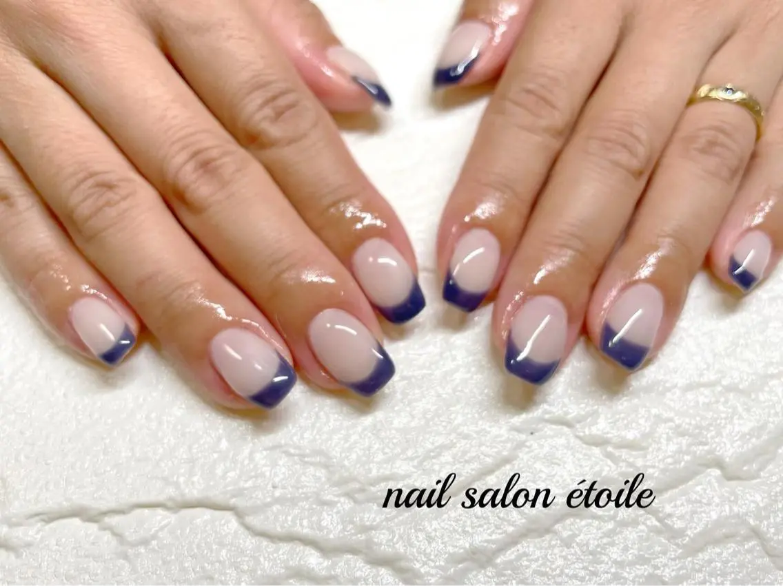 ネイル フレンチネイル ジェルネイル ネイビー オフィスネイル シンプルネイル ハンドネイル nail salon étoileのネイルデザイン