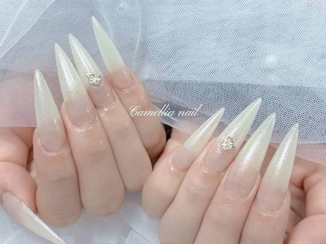 ネイル momoka デザイン長さだしのネイルデザイン