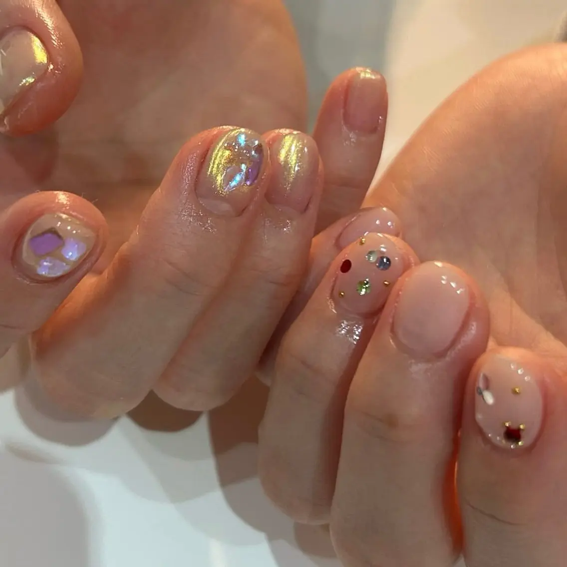 ネイル オーロラネイル ハンドネイル Nail salon Spring St.のネイルデザイン