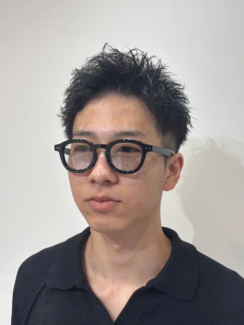 ショート メンズ メンズショート スパイキーショート ショートヘア カット トリートメント 【店長】メンズ職人 短髪　ハイトーン🔥のヘアスタイル