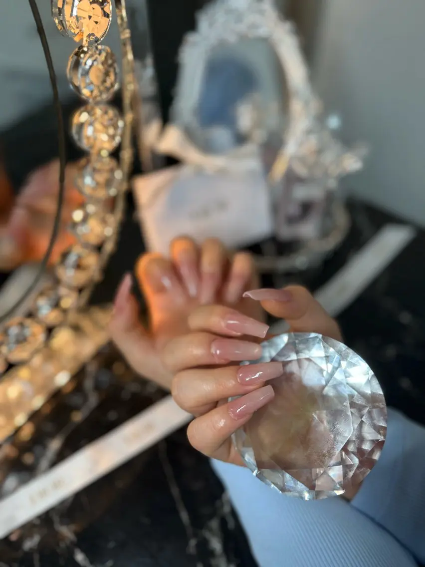 ネイル Roselia nail🌙のネイルデザイン