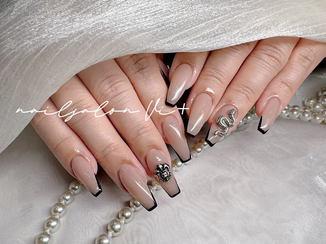 ネイル ハンドネイル ✨Nailsalon Vi+✨のネイルデザイン