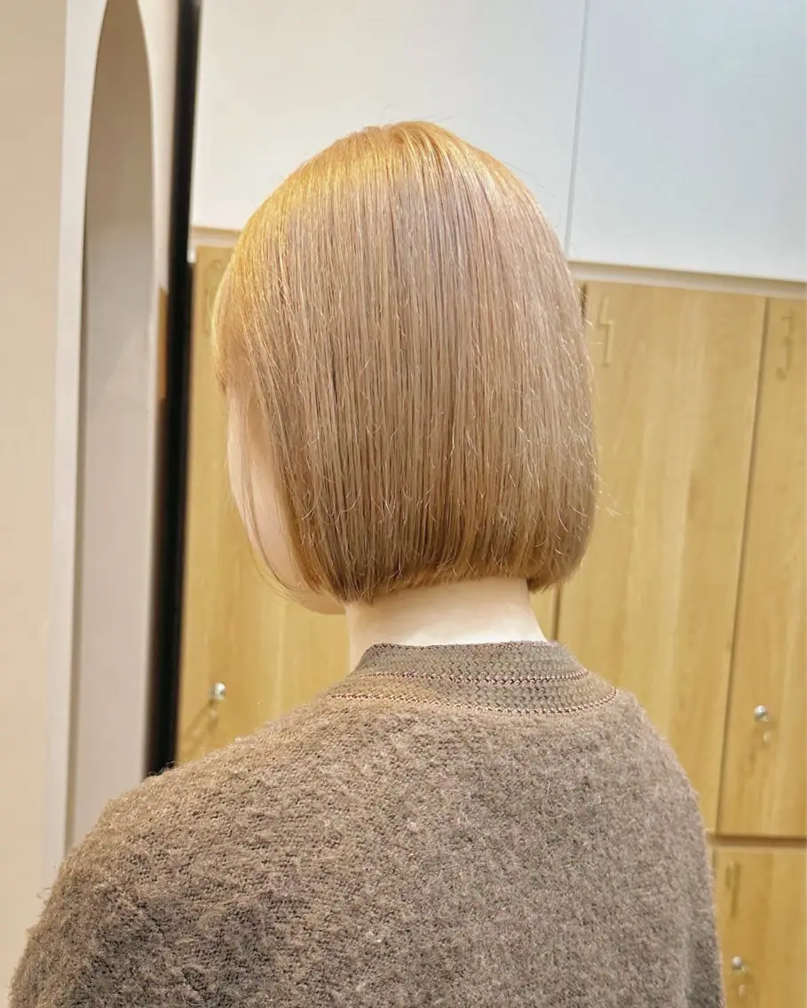 ショート カラー ベージュカラー ミルクティーベージュ ボブ ❤️アヤカ レイヤーカット❤️のヘアスタイル