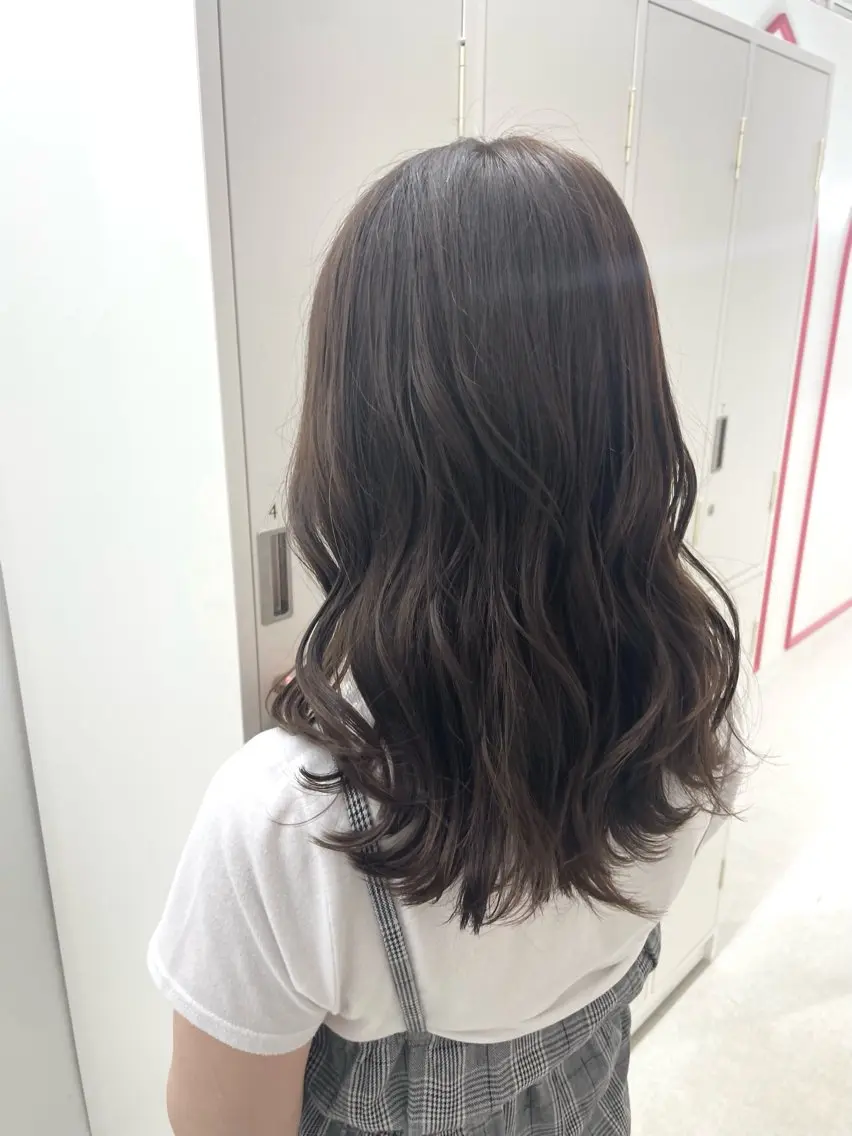 セミロング カラー カット ヘアカラー トリートメント 《Zina札幌大通》 Hinano🐻のヘアスタイル